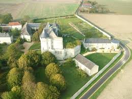 Gîtes vid Château   Motte Usseau