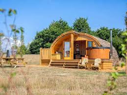 Barnhorn Glamping Lyxigt Familjecamping  Bexhill