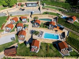 Vinparadiset  Glamping Resort  Marezige
