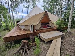 Käkiniitty Glamping Cuckoo Camp