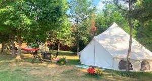 Utopia Feels Botanisk Glamping och Mikrofarm  Lavington